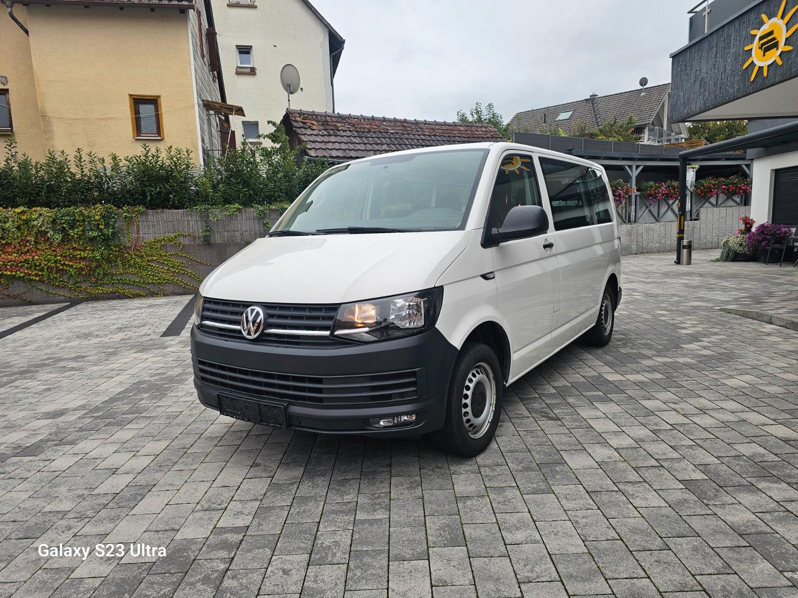 Volkswagen T6 Transporter Kasten-Kombi/ 9 SITZER
