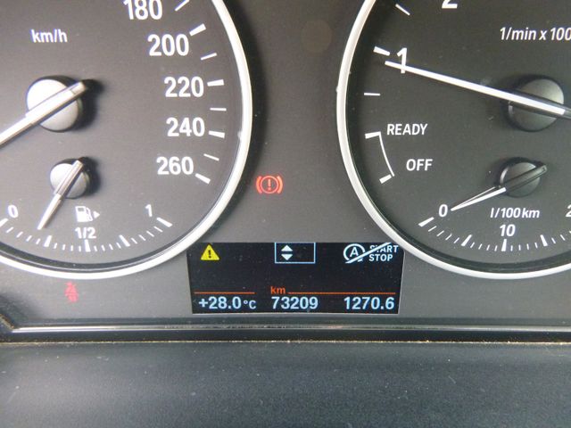 Fahrzeugabbildung BMW 218i Cabrio >NAV/PDC/Sitzheiz/Bluetooth