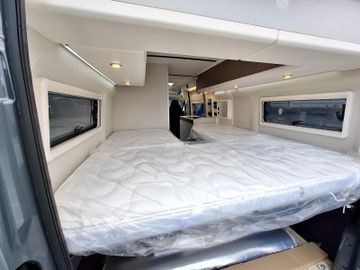 Westfalia Columbus 640 E 140 PS 8G Solar Premium Winter