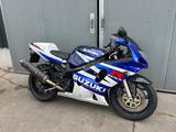 Suzuki GSXR 600 - SUZUKI 2000