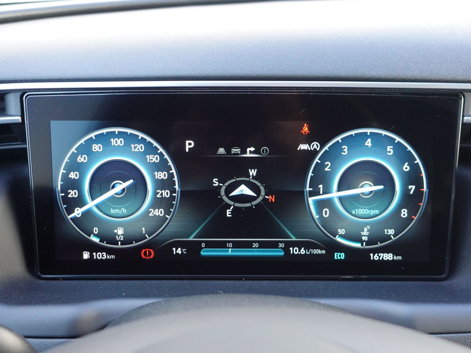 Fahrzeugabbildung Hyundai TUCSON 1.6 T-GDI 48V Prime DCT 4WD  Navi,Kamera