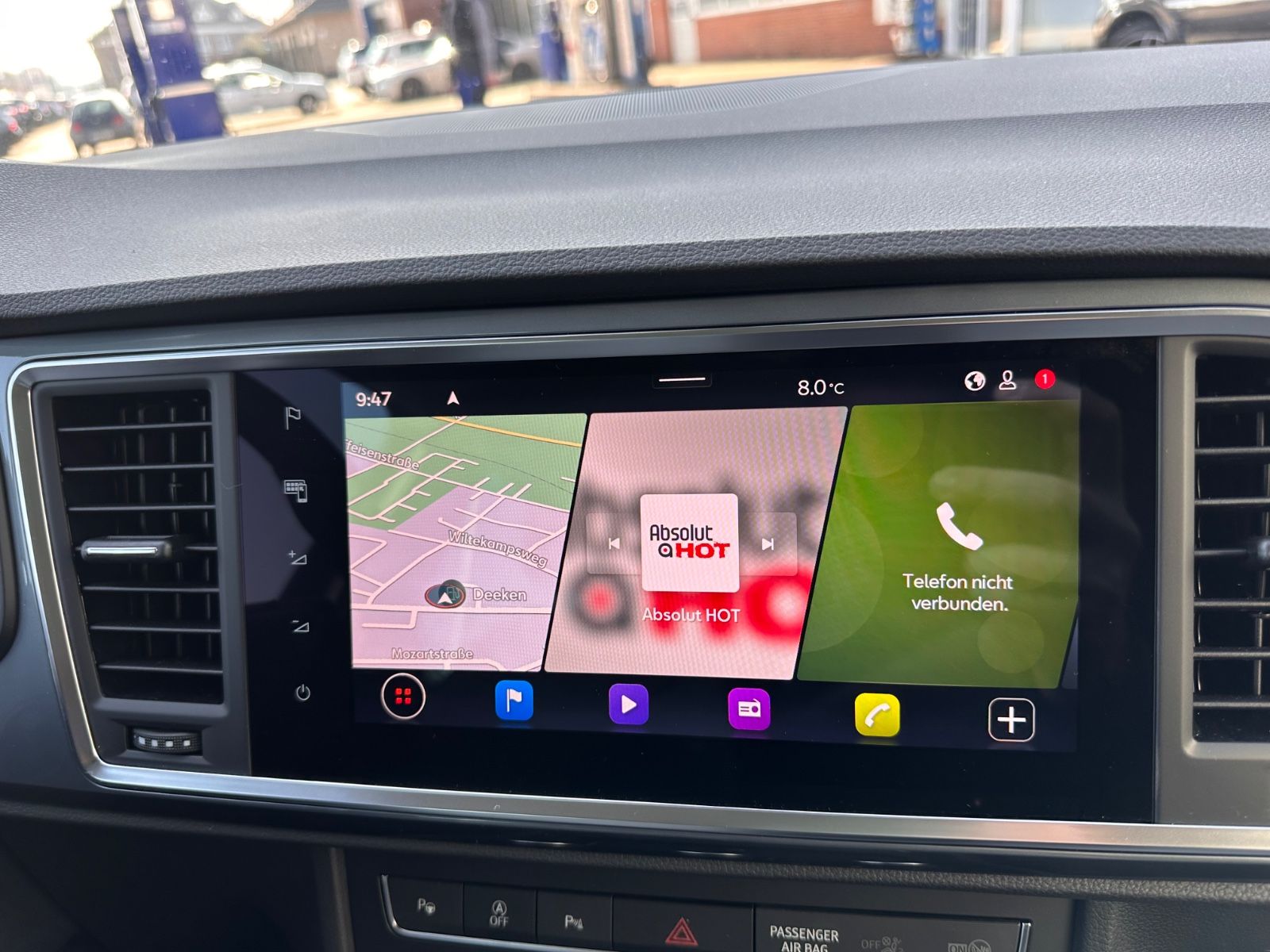 Fahrzeugabbildung SEAT Ateca 1.5 TSI Style DSG AHK/Navi/ACC/LED/SHZ/APP