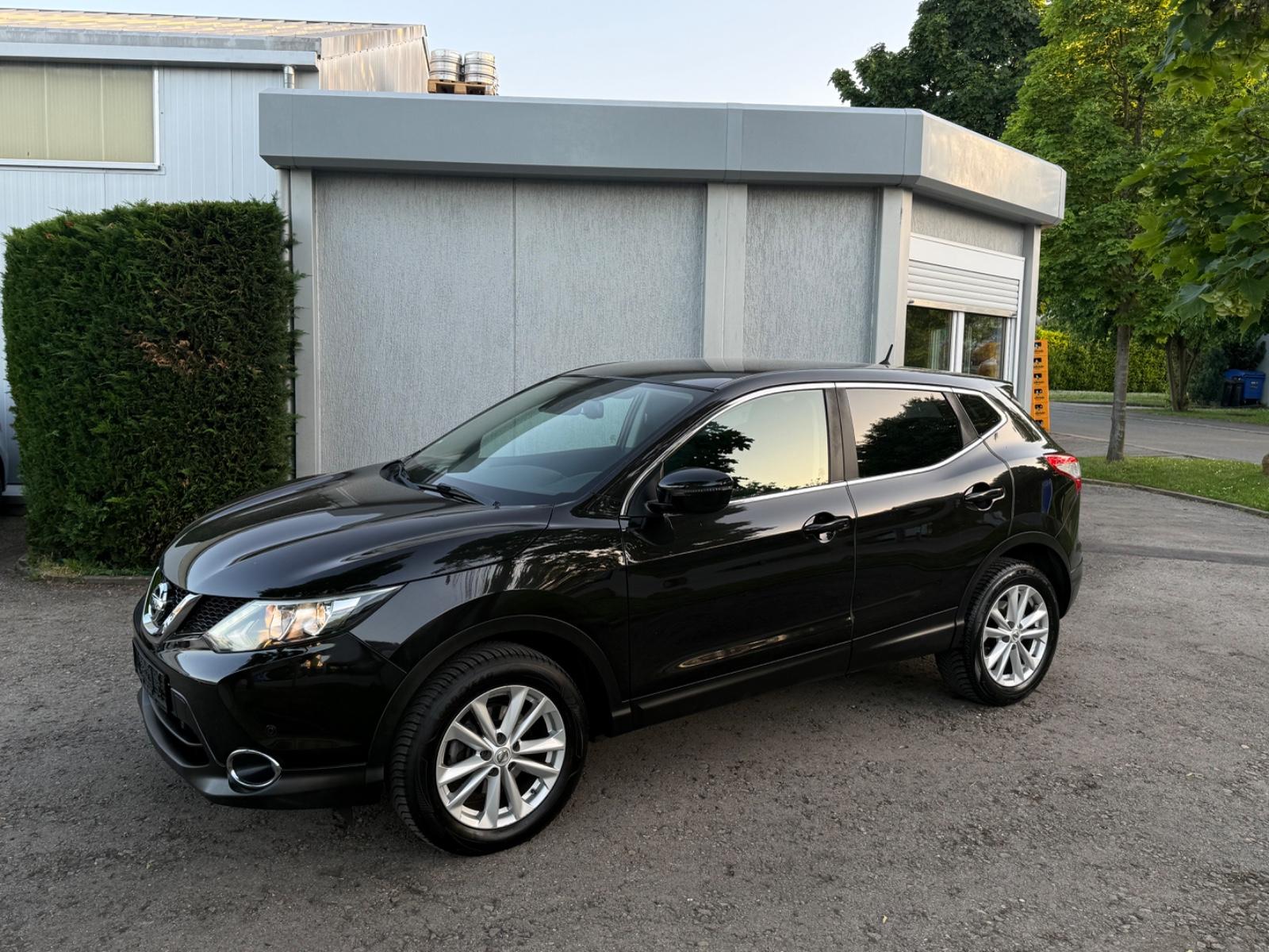 Nissan Qashqai!Leicht Hagel!Navi!Kamera!
