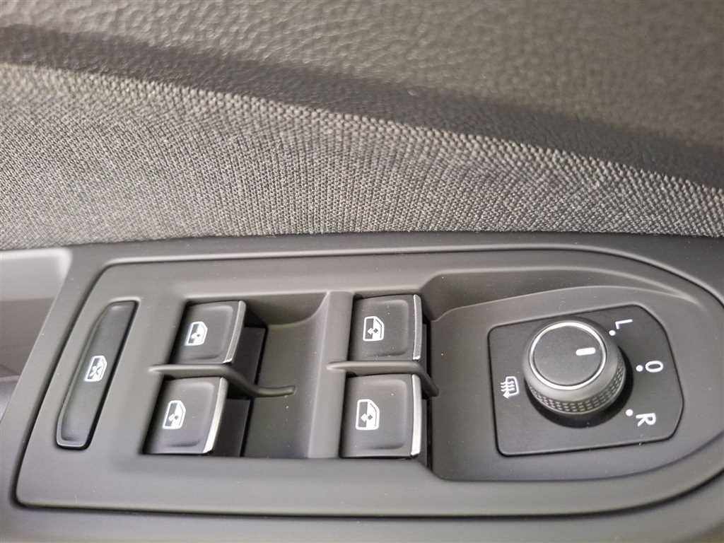 Volkswagen Golf Variant Life 1.5 eTSI DSG BusinessPremium, миниатюра 15