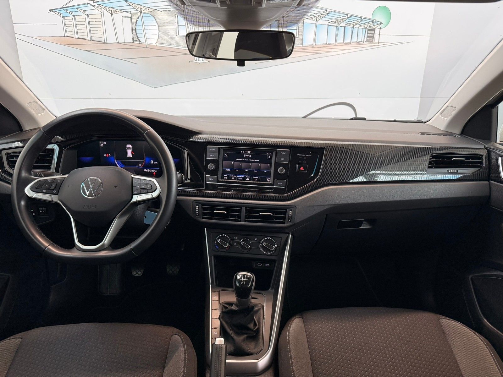 Fahrzeugabbildung Volkswagen Polo 1,0 TSI Life 5-Gang Schaltung + App Connect