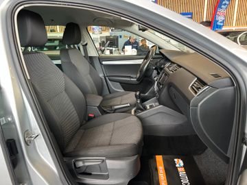 Skoda Octavia Combi Ambition *CNG*BI-XENON*TEMPOMAT