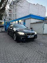BMW 530D Facelift  1.5 BMW Garantie - BMW 530 in Magdeburg