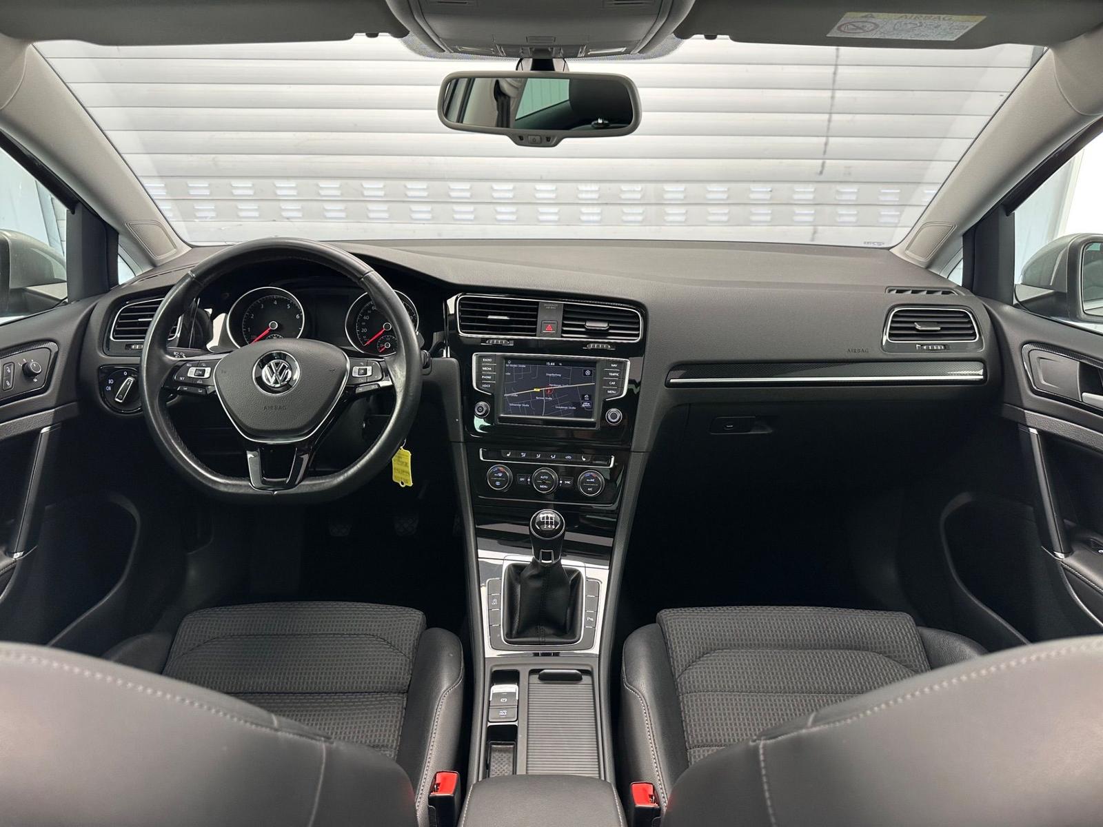 Volkswagen Golf VII Variant 1.4 TSI Highline Kamera Pano 