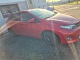 Toyota Auris Comfort 1,4-l-D-4D Comfort - Toyota Auris mit Diesel-Antrieb: Limousine