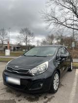 Kia Rio (Kleinwagen) - Kia Rio Gebrauchtwagen in Berlin