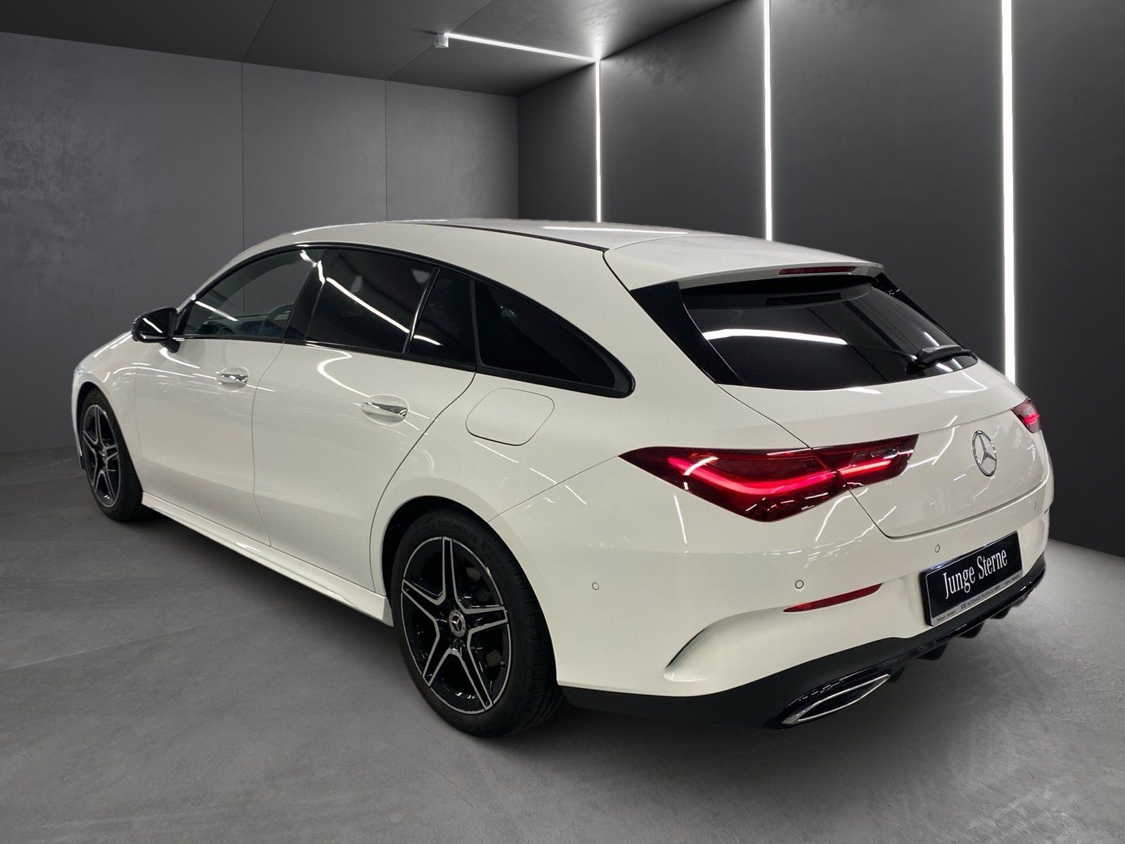 Fahrzeugabbildung Mercedes-Benz CLA 200 SB AMG*Burmest*AHK*Distro*MultiBeam*360*