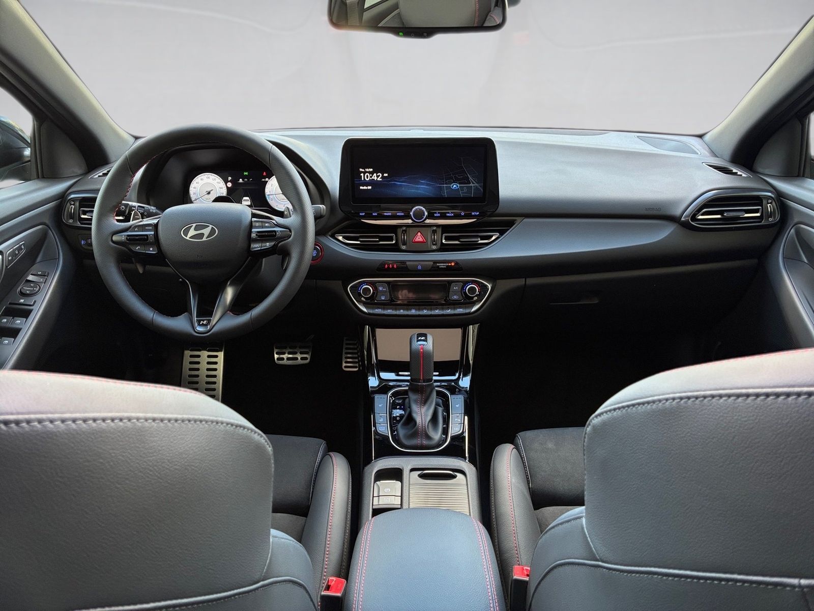 Fahrzeugabbildung Hyundai i30 1.6 T-GDI N Line X Kamera,LED,Navi,PDC,Pano