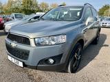 Chevrolet Captiva 2.4 LT 1.Hand *7 Sitzer*Tempomat*Bluetoo - aus 2011: Geländewagen