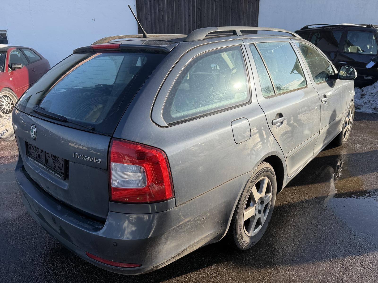 Skoda Octavia 2012 — photo 9