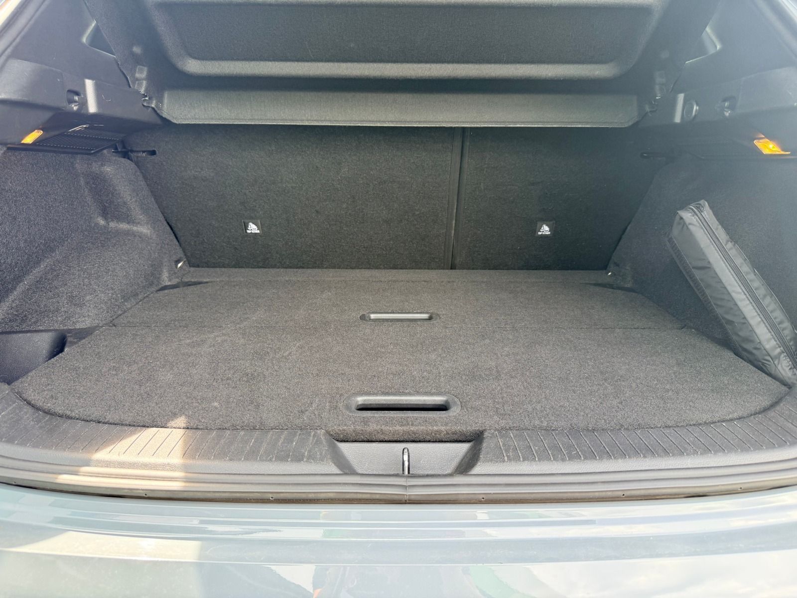 Fahrzeugabbildung Nissan Qashqai 1.3 DIG-T N-Connecta*360°Cam*Head-Up*eHe