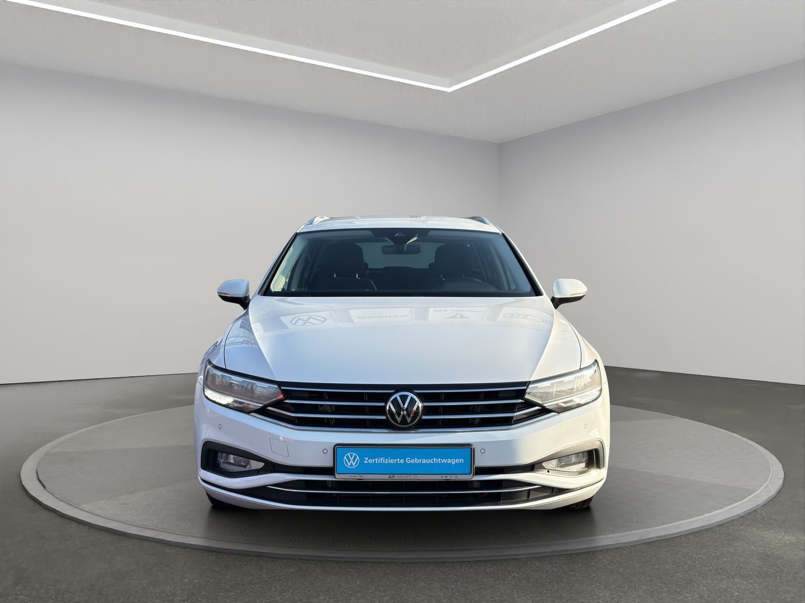 Volkswagen Passat Variant - Bild 6
