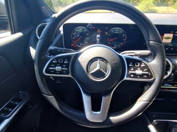 Mercedes-Benz B 220 Progressive 4Matic (190PS) AllradAHK