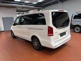 Mercedes-Benz V 300 d lang Liege-Paket LED Standh. AHK 2,5 t - Mercedes-Benz Rettungswagen D