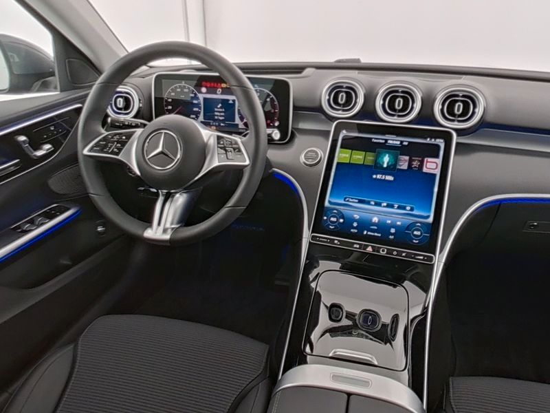 Fahrzeugabbildung Mercedes-Benz C 220 AVANTGARDE+DIS+HUD+360°+DAB+MEMORY+SPUR