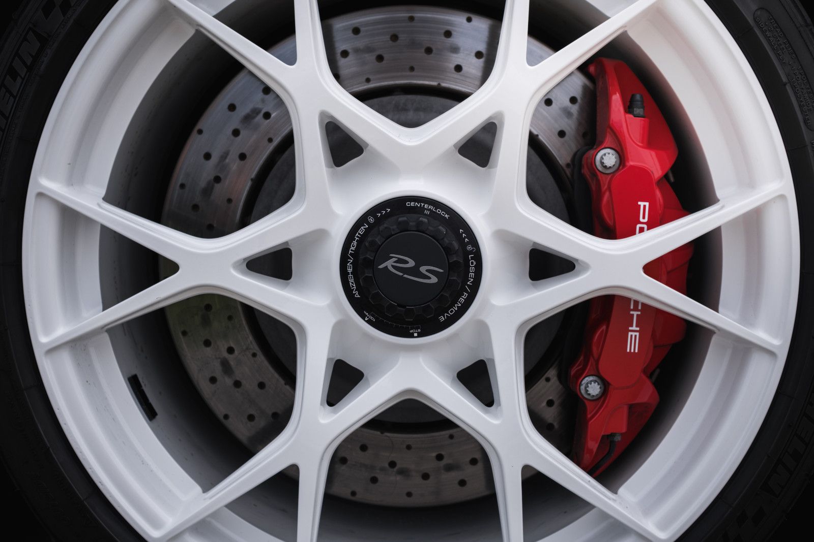 Fahrzeugabbildung Porsche 718 GT4 RS-Weissach-Clubsport-Lift-LED-Kam.-90 L