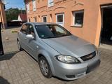 Chevrolet Lacetti 90.000km Original..!! - Chevrolet Lacetti mit Benzin-Antrieb