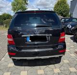 Mercedes-Benz ML 300 CDI 4MATIC BlueEFF. Grand Edition Gra... - Mercedes-Benz ML 300: Cdi