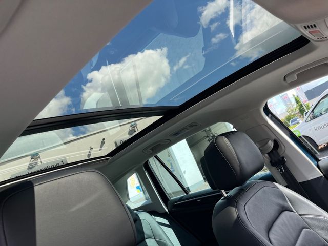 Tiguan 2.0 TDI DSG 4M ELEGANCE LED+PANO+KAMERA+A