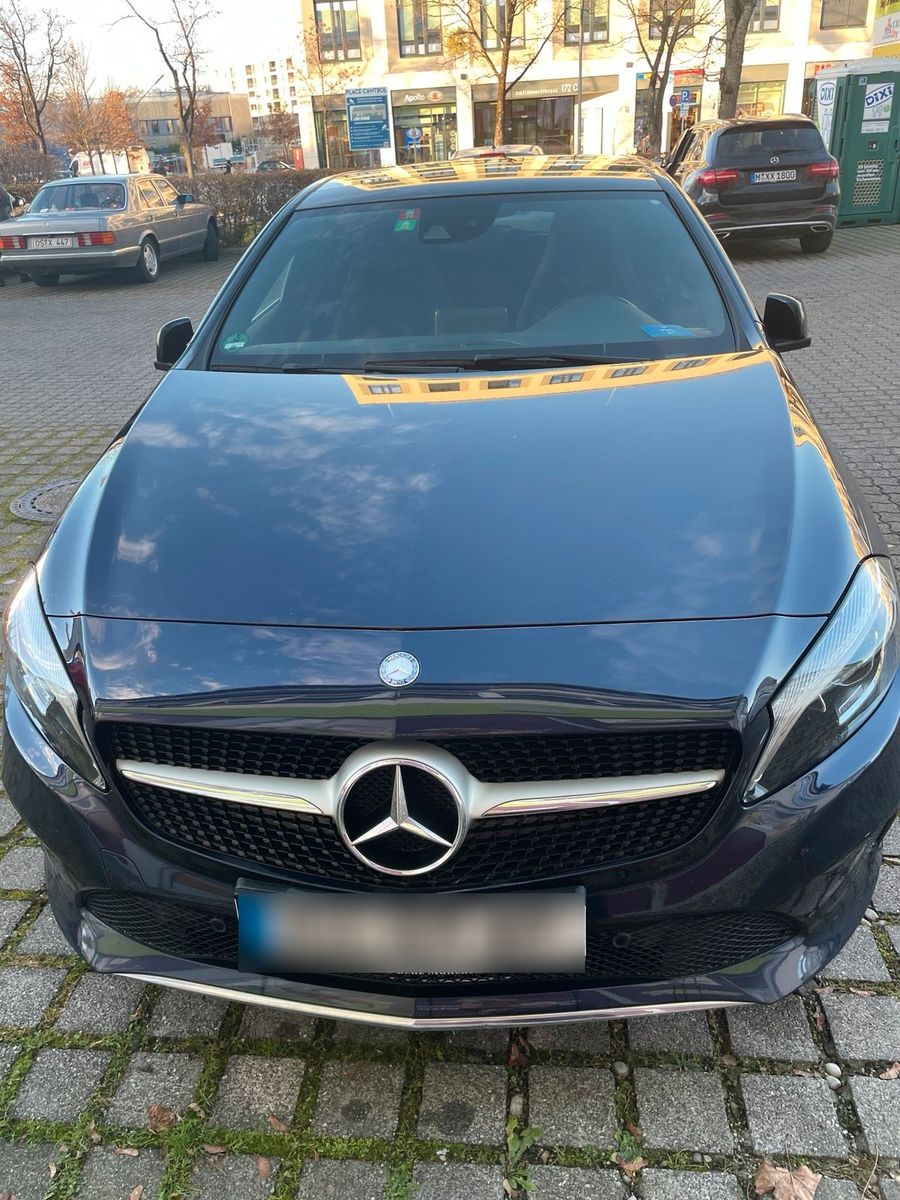 MERCEDES-BENZ Mercedes-Benz A-Klasse 200d, blau