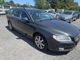 Volvo V70 Kombi Kinetic - gebrauchte Volvo V70 aus dem Jahr 2015