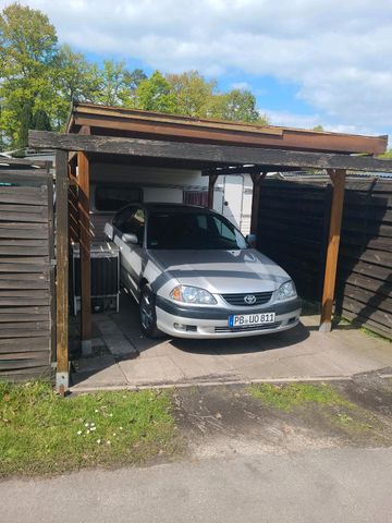 Toyota Avensis Liftback 2.0