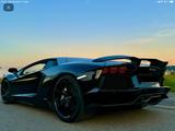 Lamborghini Aventador LP 700-4 - Scheckheft bei Lamborghini - Lamborghini Aventador: Schwarz
