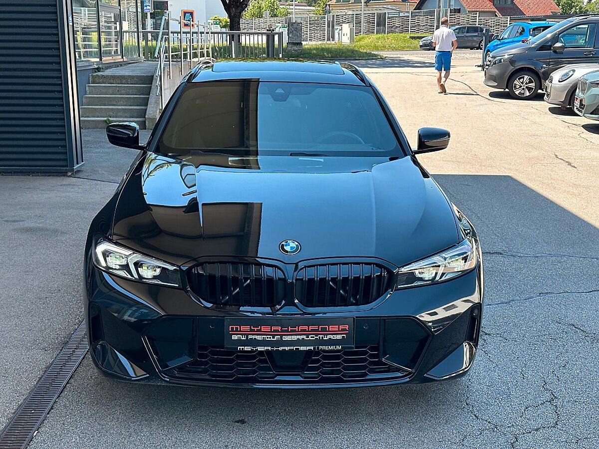 BMW 330i xDrive Touring M-Paket Aut. / Pano imagem 3