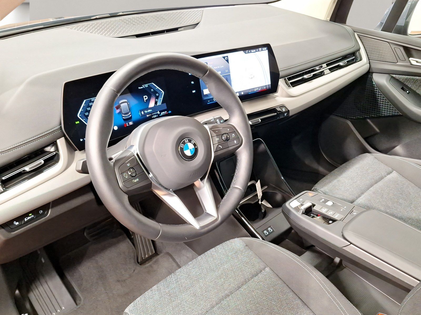 BMW 220 Active Tourer - Bild 4