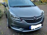 Opel Zafira Tourer 2.0 Business Edition - Opel Zafira Tourer: Business Edition