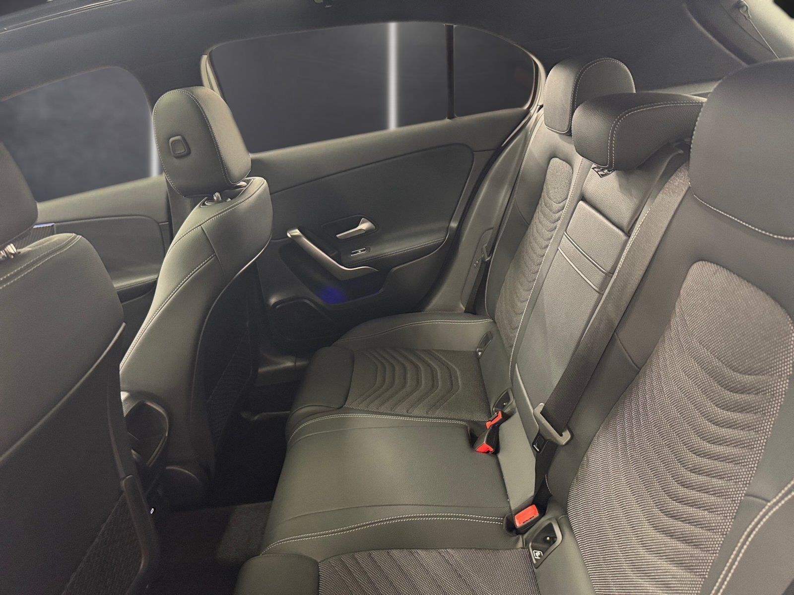 Fahrzeugabbildung Mercedes-Benz A 200 Progressive*Pano*AHK*Distron*Totwink*360°*