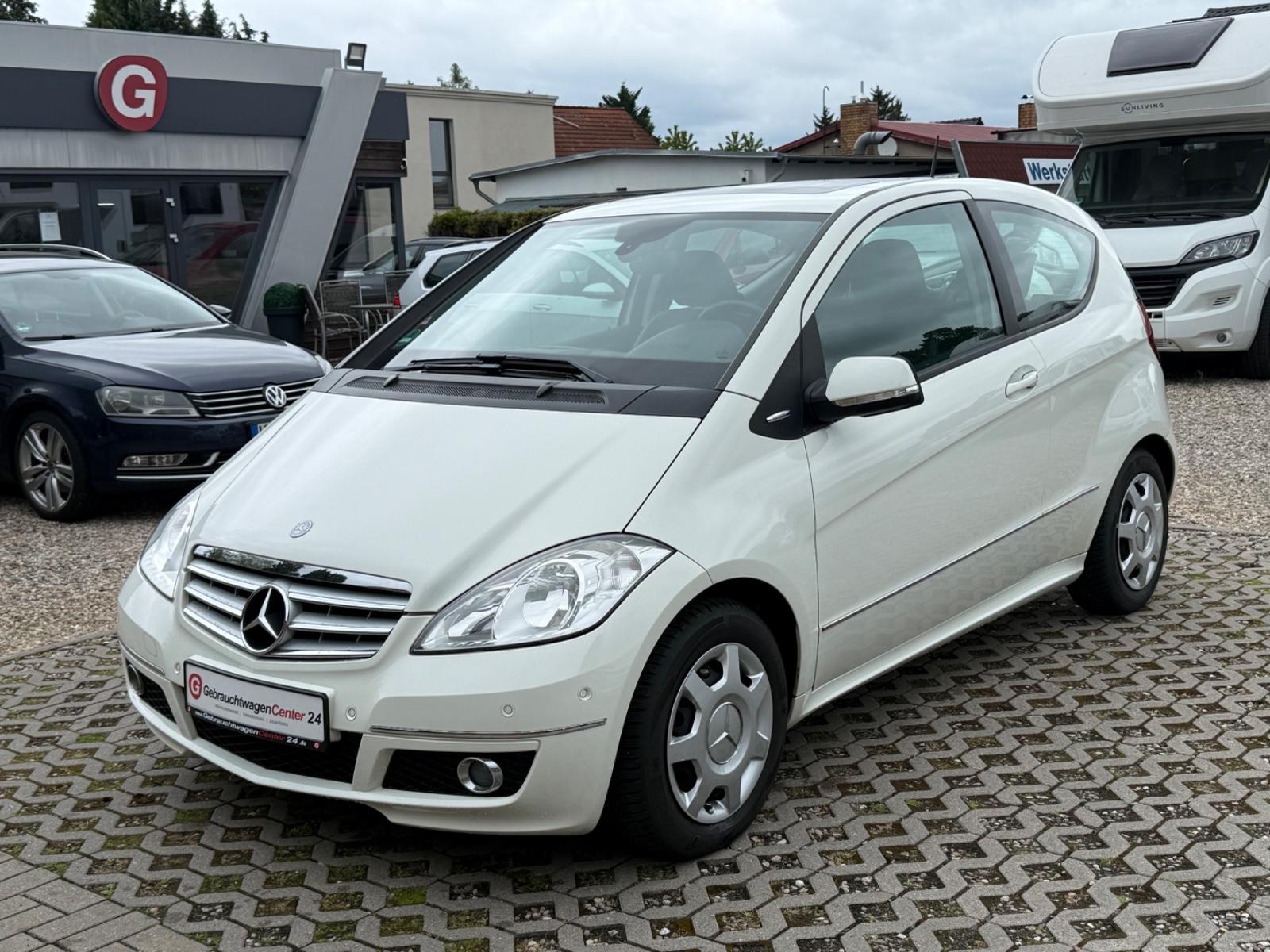 Mercedes-Benz A 180 Autom., Leder, Navi, Sitzheizung, 1. Hand