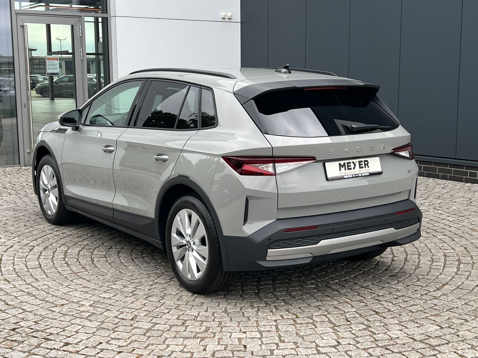 Fahrzeugabbildung SKODA Elroq 60 *AHK, Navi, KESSY*
