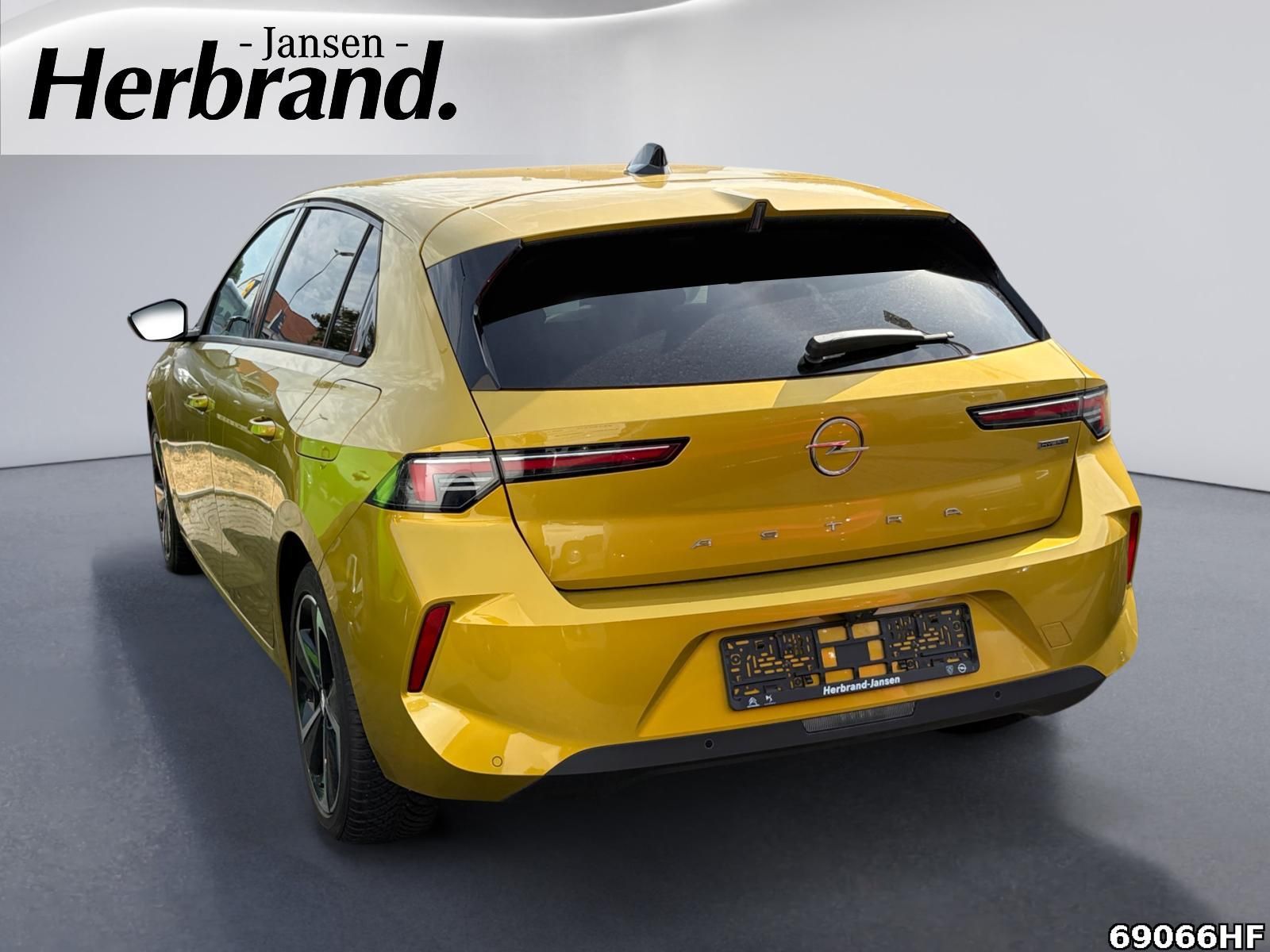 Fahrzeugabbildung Opel Mokka Elegance SHZ+KAMERA+CARPLAY+LANEASSIIST