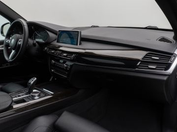 Fahrzeugabbildung BMW X5 xDr 30d M Sport Pano HUD H/K AHK  Comfort 20'