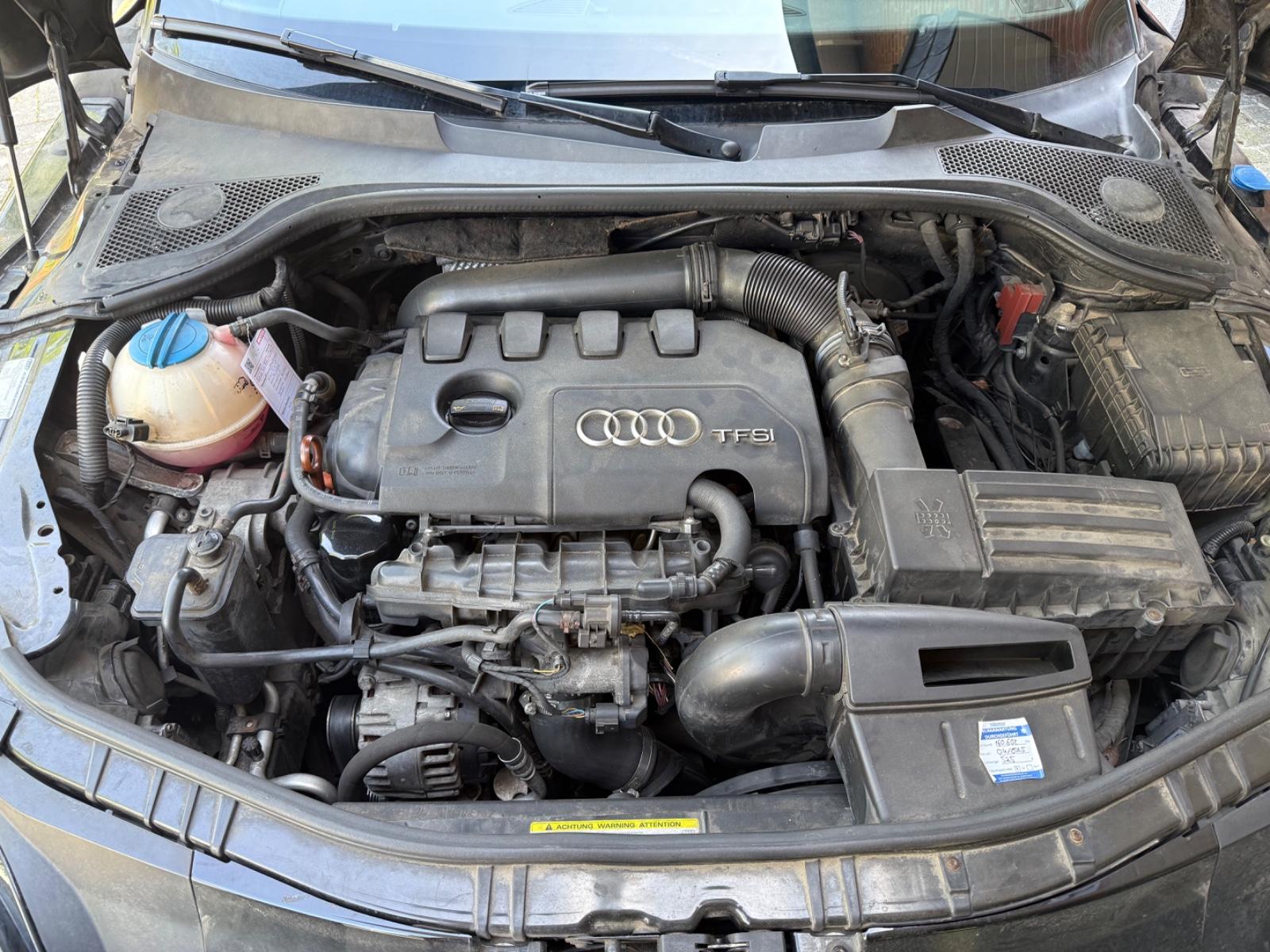 Audi TT Coupe 1.8 TFSI - Carplay,SHZ,Motor revidiert