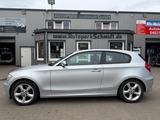 BMW 120i Lim. 3-TÜRIG°KLIMATR°ELSSD°TEMPOM°MFLR°PDC!