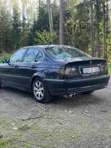 BMW 325i - - BMW 325 aus 2000: 325i