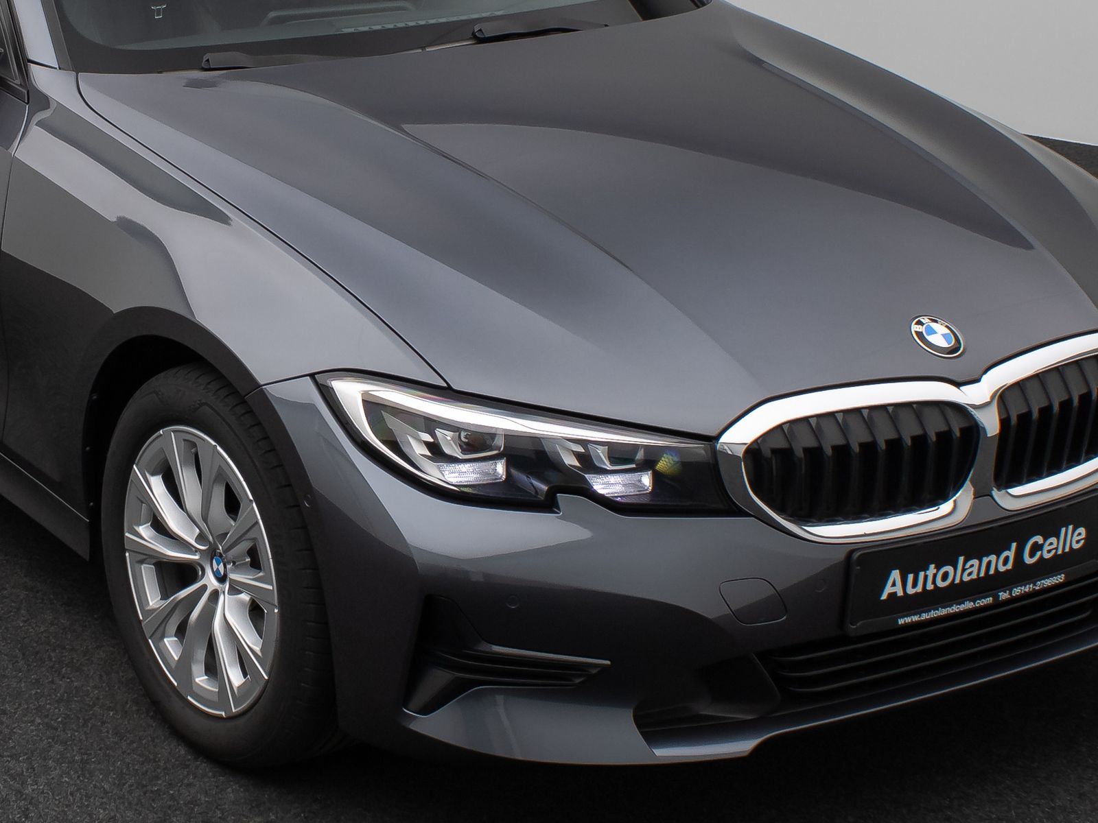 Fahrzeugabbildung BMW 320d DAB HiFi CockPitPro Lordos Alarm PDC Sport