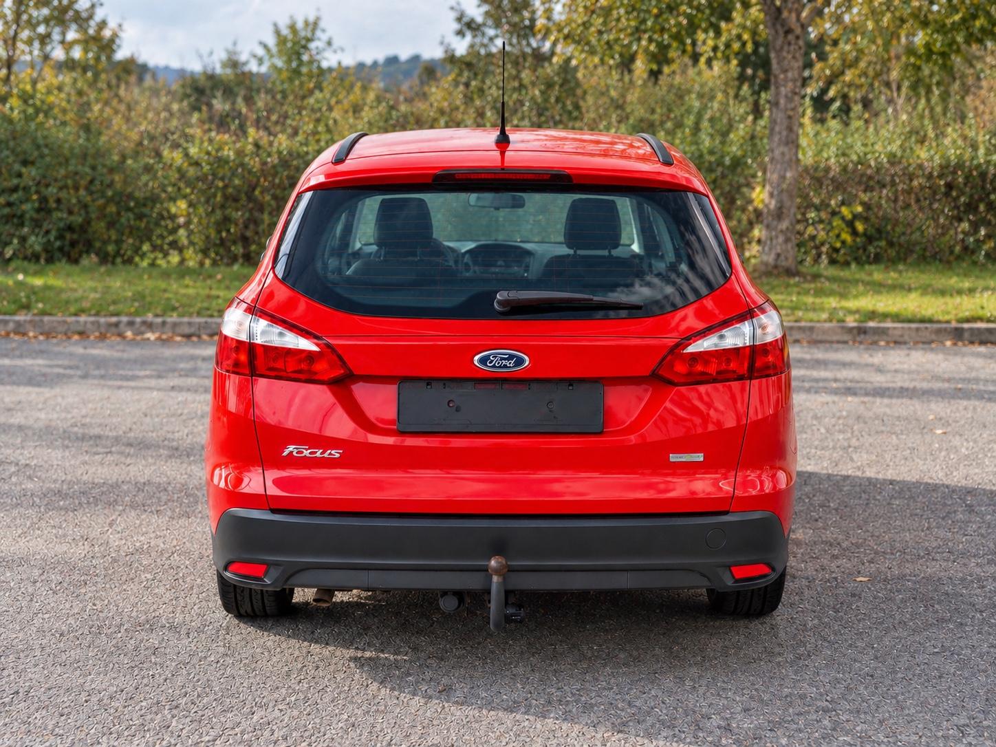 Ford Focus 2014 — photo 5