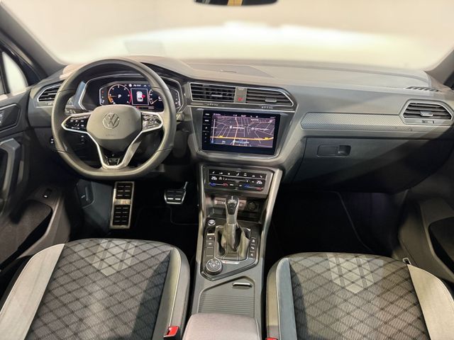 Tiguan 2.0 TDI DSG R-LINE 4M +IQ.LIGHT+PANO+HUD+