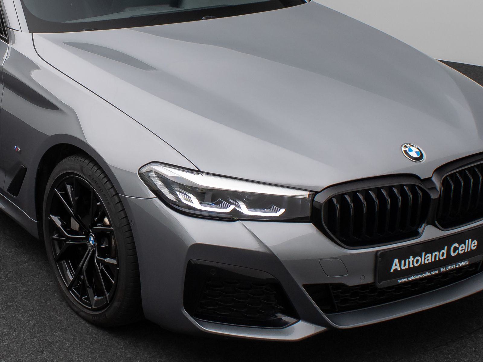 Fahrzeugabbildung BMW 530i M Sport Kamera DAB CockPitPro Komfort Alarm