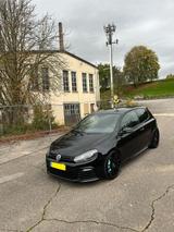 Volkswagen VW Golf IV R - Volkswagen Golf Iv mit Benzin-Antrieb