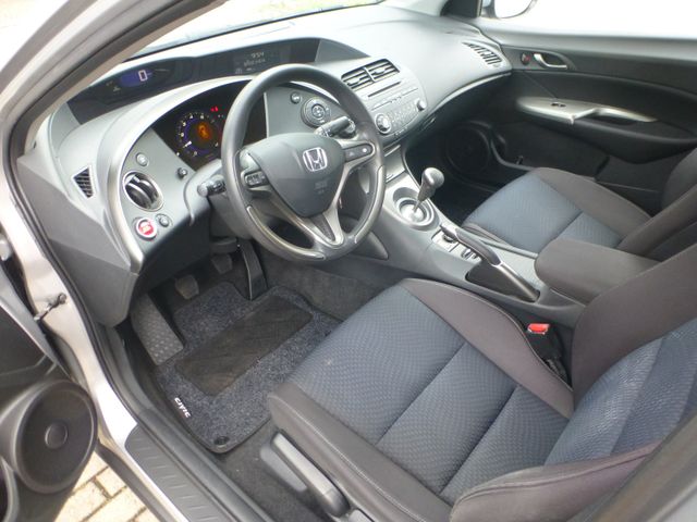Honda Civic 1,4 Comfort 5-T�rer Klima