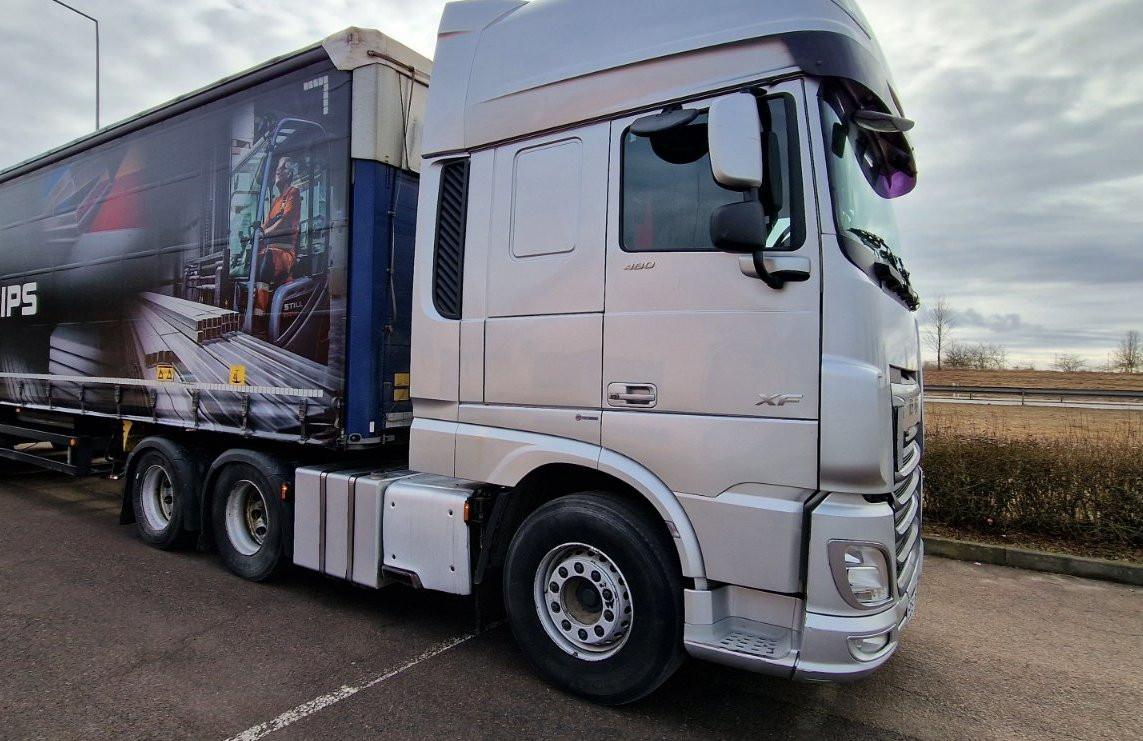 DAF XF480 Superspace 6x2