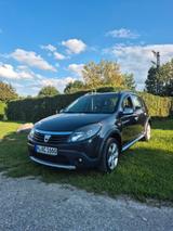 Dacia Sandero 1.6 MPI Stepway  - Dacia Sandero aus 2010: Stepway